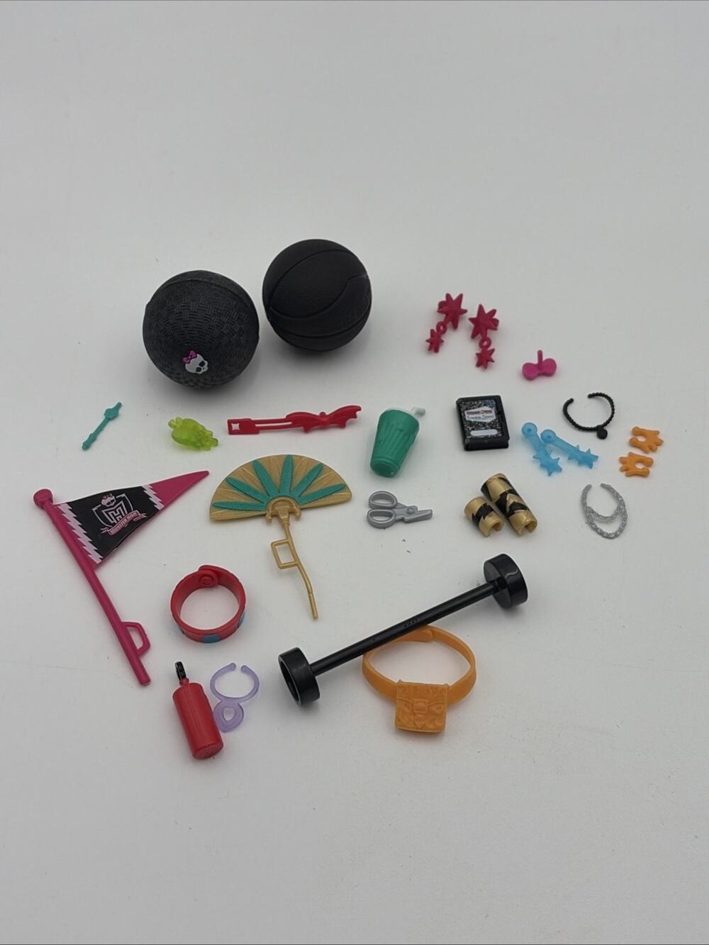 Monster High G1 Doll Accessories Jewelry Lot necklace Earrings 1st Wave